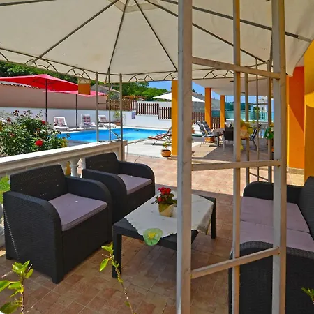 Sunflower Pool Villa